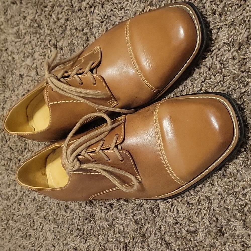 Sandro Moscoloni dress shoes